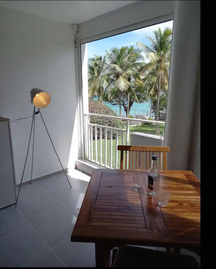 Grand Studio De 41 M², Vue Mer Et Jardin Tropical. Ле-Гозье Экстерьер фото