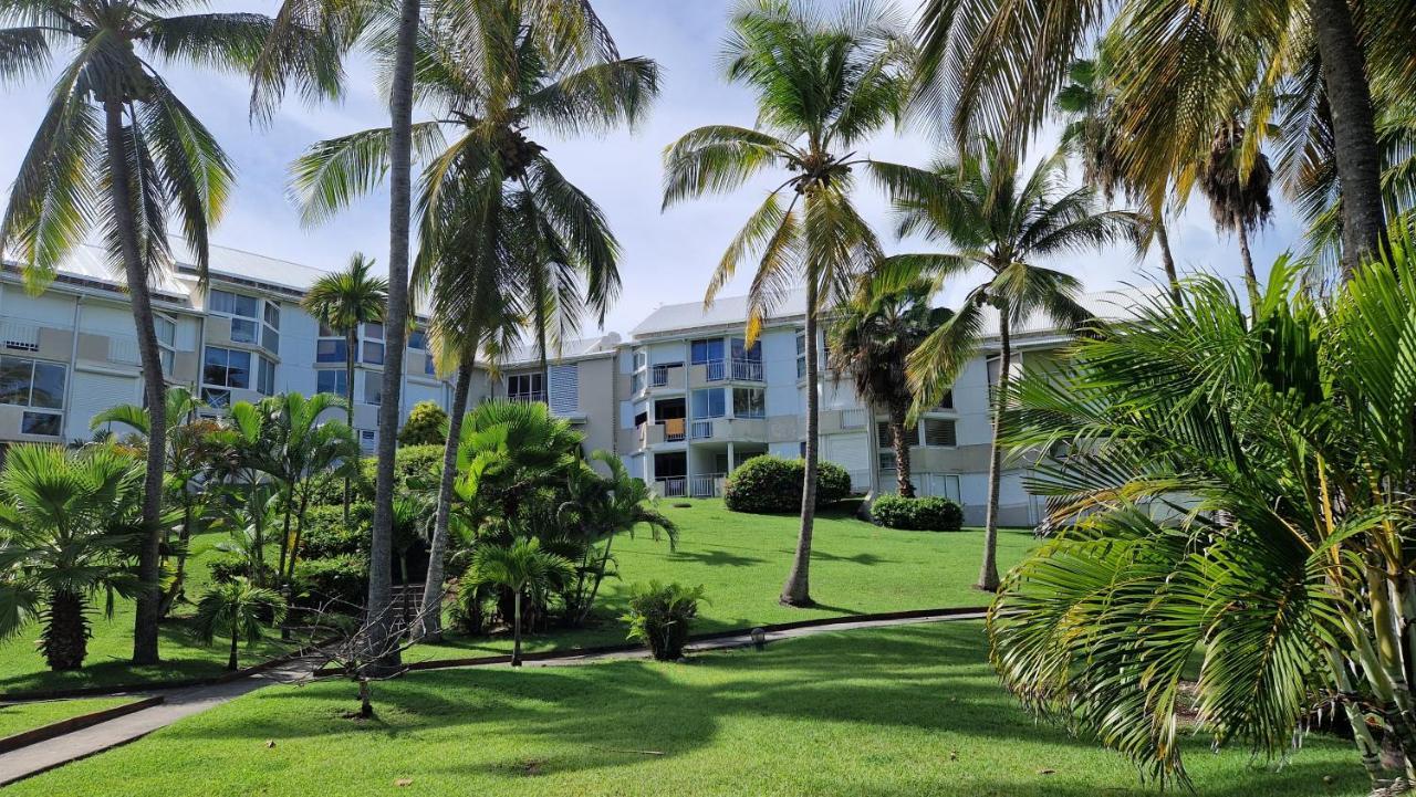 Grand Studio De 41 M², Vue Mer Et Jardin Tropical. Ле-Гозье Экстерьер фото